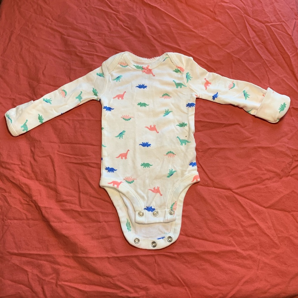 Carter’s newborn long sleeved onesie